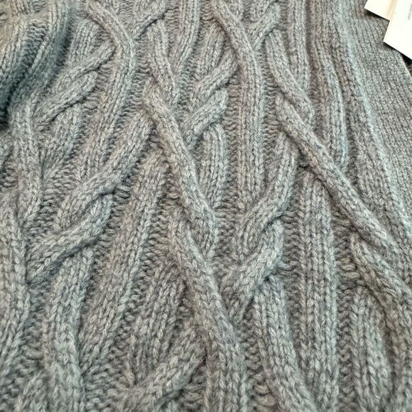 Vince Chunky Cable Knit Wool Cashmere Cardigan XL V-Neck Button Front Gray - Picture 14 of 14